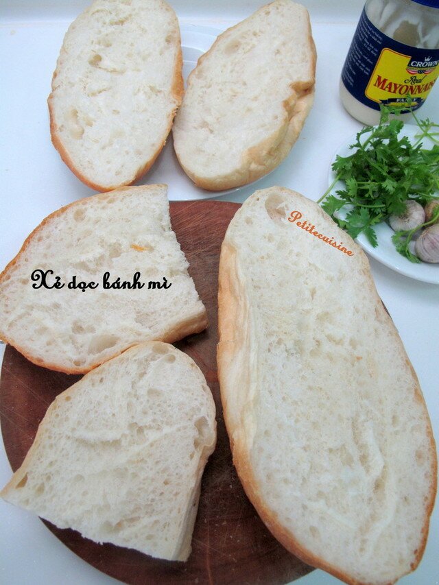 Bánh mì nướng tỏi-mayonaise từ Petitecuisine