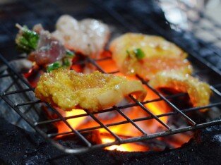 Thơm lừng hương sả của Xốt Gia Vị Hoàn Chỉnh Barona - Thịt nướng sả