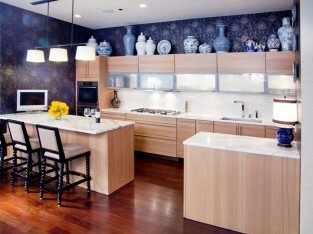 Tận dụng không gian trên tủ bếp