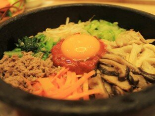 Hẹn hò ở nhà hàng Dea Jang Geum thưởng thức món Hàn