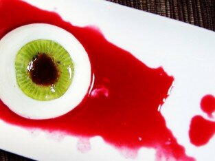Panna Cotta kiwi cho Halloween
