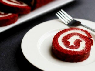 Học làm Red Velvet cuộn miễn phí cùng Yêu Bếp Gia Đình