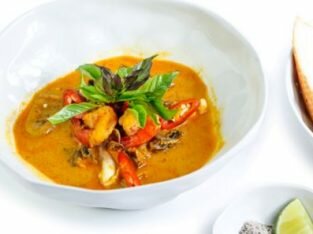 Thưởng thức đặc sản Nha Trang tươi ngon tại Khoái