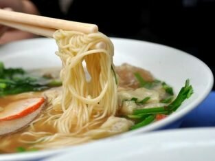 Mỳ vằn thắn Cẩu Ký gợi nét ẩm thực Trung Hoa!