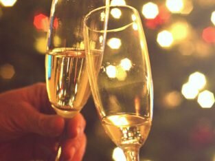 5 món ăn bạn không nên thu nạp trước khi đi dự tiệc