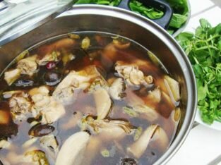 Hít hà lẩu gà ớt hiểm thơm cay