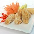 Chả giò trái cây