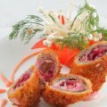 bò cuộn phô - mai, củ dền