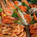 Chú ý khi ăn hải sản mùa hè 