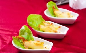 Độc đáo khoai tây cuốn tôm phô mai chiên