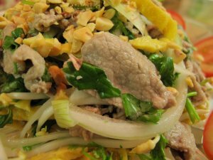 Bò trộn chua ngọt