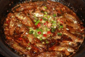 cá linh kho tieu cá linh kho tieu