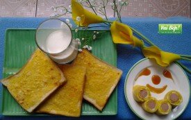 Bánh mì bơ và trứng cuộn xúc xích