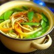 Canh bí đỏ nấu nấm