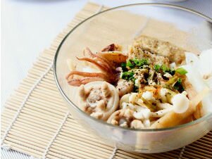 bánh-canh-sườn-heo