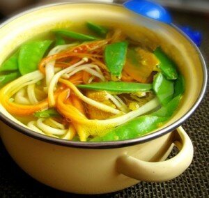 Canh bí đỏ nấu nấm