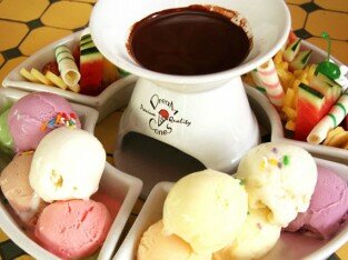 Lẩu chocolate hấp dẫn tại Cỏ Nội Garden