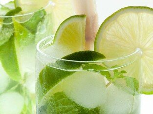 Hương vị Mojito truyền thống tại Cưới Cafe