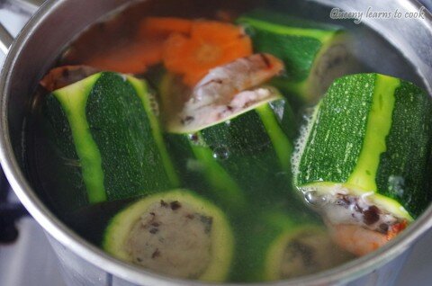 Canh bí ngòi giò sống