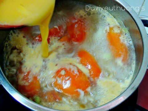 Canh cà chua trứng