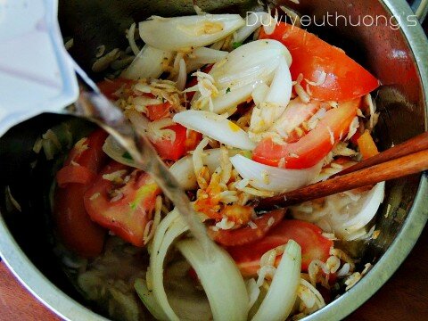 Canh cà chua trứng