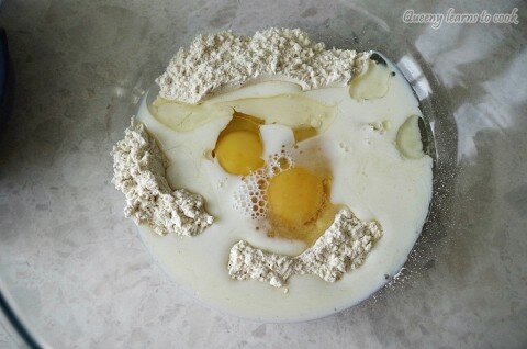 banh-crepe-kem-dau-sot-chocolate-2