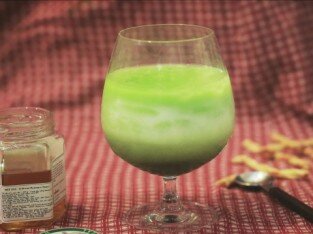 Latte trà xanh đá mát lạnh [Bài mẫu]