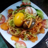 [Tuần 3] Biến tấu trứng luộc, mì xào đa sắc cho trai yêu của mẹ