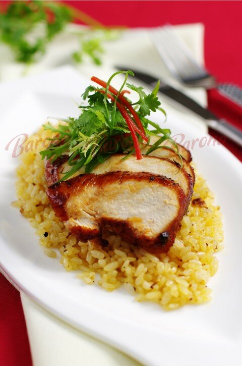 Cơm chiên gà nướng xá xíu 