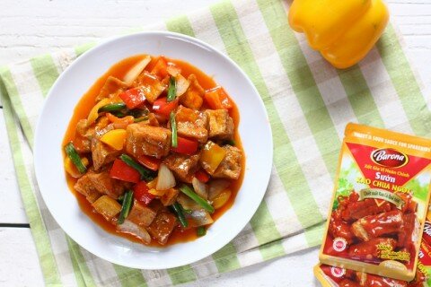 Tàu hũ dồn cá thát lát và tôm sốt cà