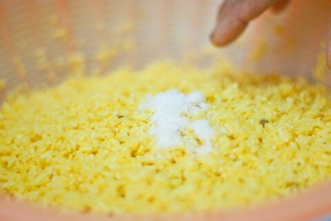 yellow-sticky-rice-step3