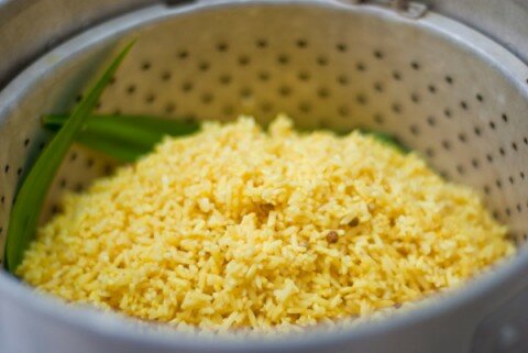 yellow-sticky-rice-step4