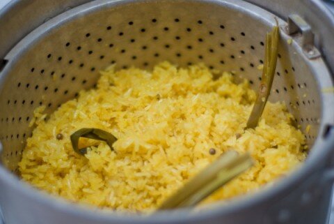 yellow-sticky-rice-step6