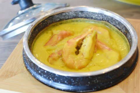 Prawn w Pumpkin in Stone Pot