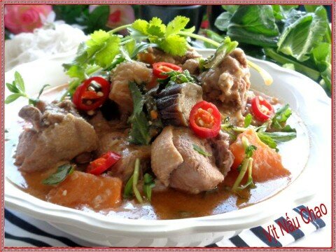 vit nau chao