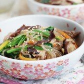 Miến trộn Japchae kiểu Hàn