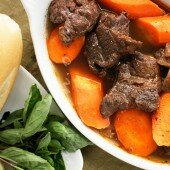 Nấu bò kho thơm nức cho bữa sáng