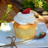 Bánh gateau cơ bản mềm nhẹ như mây