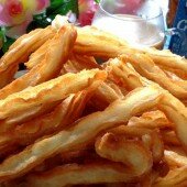 Churros khoai lang giòn tan đến miếng cuối cùng