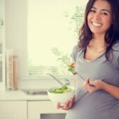 5 dưỡng chất quan trọng với phụ nữ ở mọi thời kỳ: Axit Folic