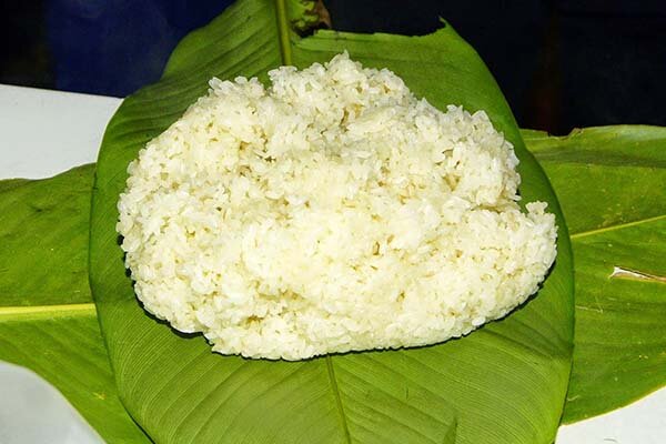 Nếp Tú Lệ đặc sản Yên Bái Về Yên Bái, đừng quên thưởng thức đặc sản nếp Tú Lệ, xôi ngũ sắc