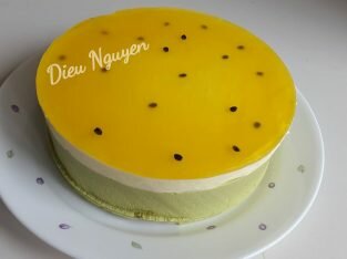 Bánh mousse trà xanh, chanh dây thơm béo