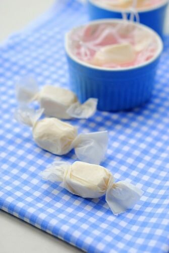 Kẹo sữa – Món đơn giản gợi nhớ cả một tuổi thơ dữ dội Kẹo sữa – Món đơn giản gợi nhớ cả một tuổi thơ dữ dội