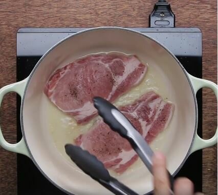 Bữa sáng nhanh gọn đủ chất với cốt lết nấu rau củ 3