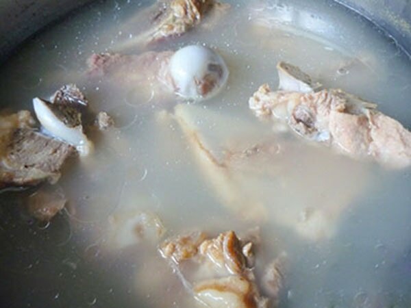 “Kẹo dừa Bến Tre” – Món quà quê độc đáo làm say lòng người 