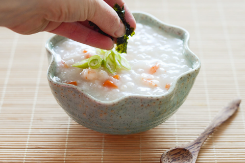 Bữa sáng năng lượng với cháo tôm rong biển 10