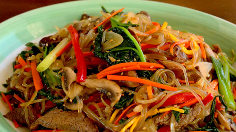 Cuối tuần làm mì trộn Hàn Quốc Japchae 1