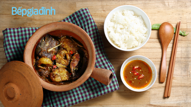 Món ngon mùa Thu: Cá trê kho tương bần cho ngày mưa