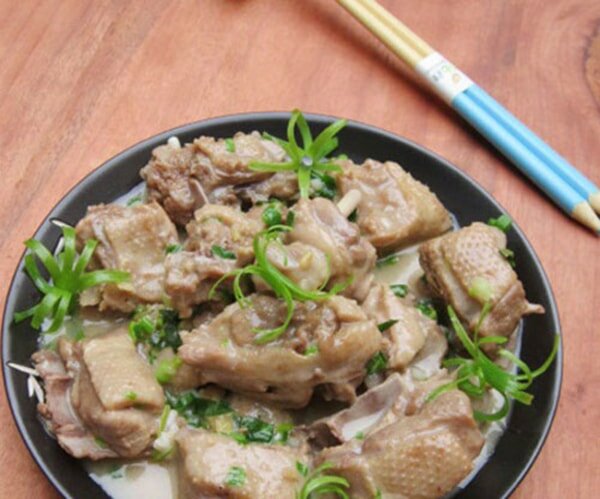 Cách làm món vịt om sấu nước cốt dừa 