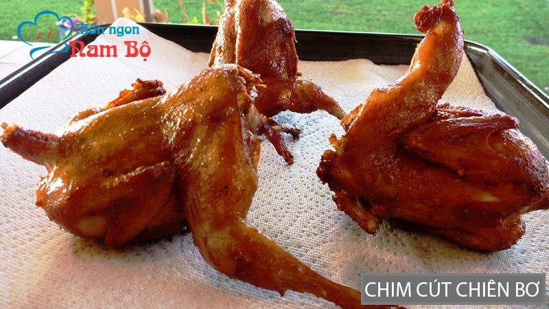 Chim cút chiên bơ là món ăn vặt rất hấp dẫn ở Sài Gòn